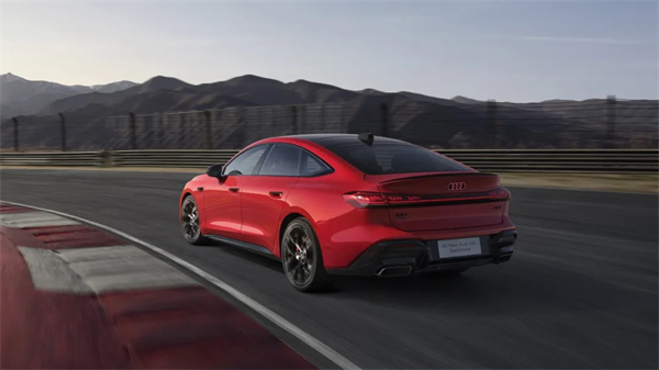 全新上汽奥迪A5L Sportback正式上市，限时臻享价25.99万元起